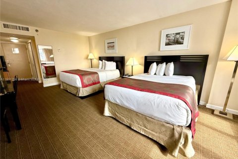 Copropriété à vendre à Sunny Isles Beach, Floride: 39.02 m2 № 2013373 - photo 11