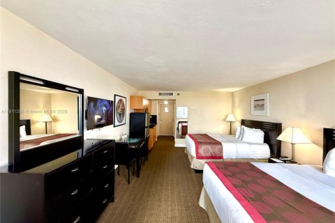 Copropriété à vendre à Sunny Isles Beach, Floride: 39.02 m2 № 2013373 - photo 14