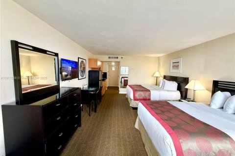 Copropriété à vendre à Sunny Isles Beach, Floride: 39.02 m2 № 2013373 - photo 9