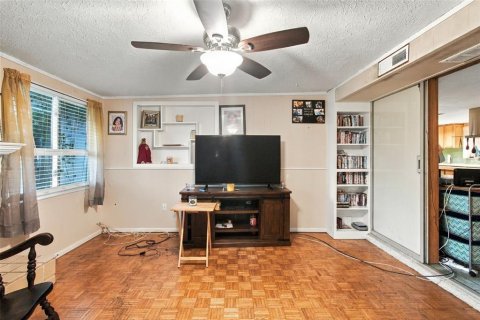 Villa ou maison à vendre à Sarasota, Floride: 3 chambres, 139.82 m2 № 2408152 - photo 13