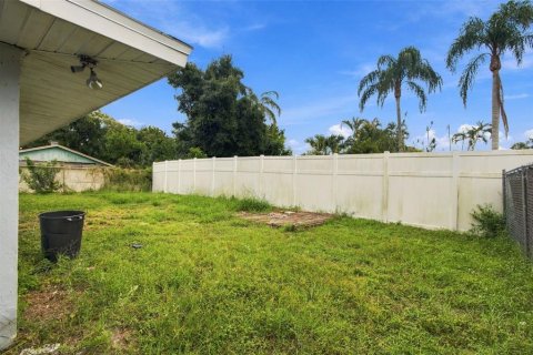Villa ou maison à vendre à Sarasota, Floride: 3 chambres, 139.82 m2 № 2408152 - photo 24