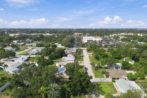 Villa ou maison à vendre à Sarasota, Floride: 3 chambres, 139.82 m2 № 2408152 - photo 30