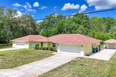 House in Inverness, Florida 3 bedrooms, 139.82 sq.m. № 1800015 - photo 2
