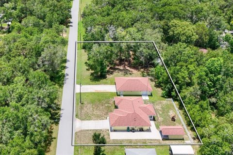 House in Inverness, Florida 3 bedrooms, 139.82 sq.m. № 1800015 - photo 3