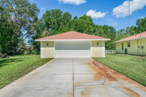 House in Inverness, Florida 3 bedrooms, 139.82 sq.m. № 1800015 - photo 6
