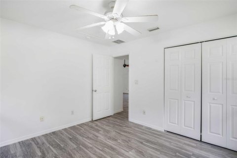 House in Inverness, Florida 3 bedrooms, 139.82 sq.m. № 1800015 - photo 30