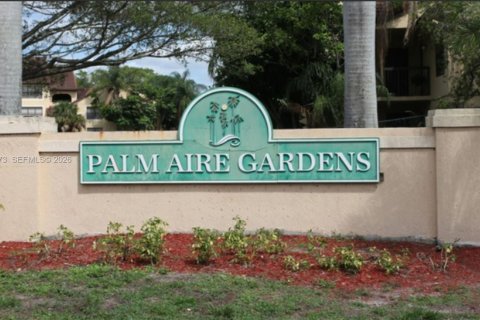 Condominio en Pompano Beach, Florida, 1 dormitorio  № 2058520