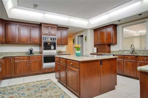 House in Lakeland, Florida 5 bedrooms, 568.65 sq.m. № 1507805 - photo 18