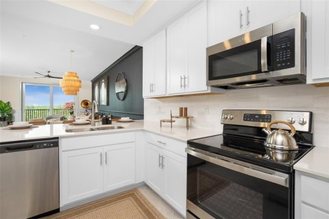 Condominio en alquiler en Punta Gorda, Florida, 2 dormitorios, 104.05 m2 № 1910411 - foto 12