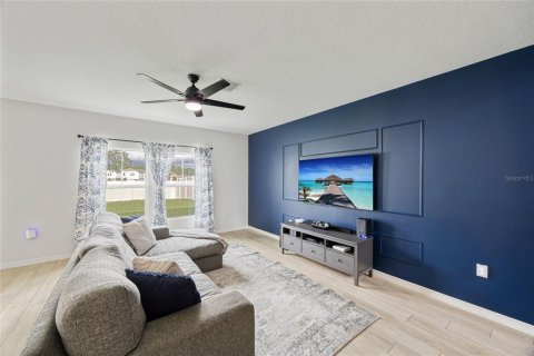 Casa en venta en Wesley Chapel, Florida, 4 dormitorios, 189.43 m2 № 1910860 - foto 6