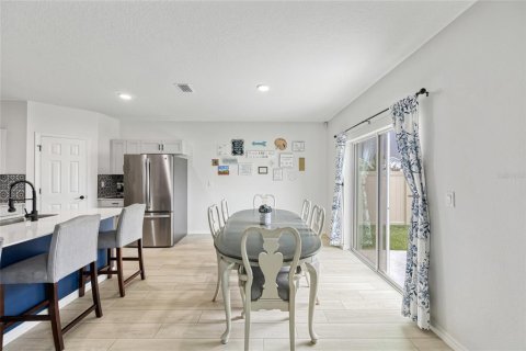 Casa en venta en Wesley Chapel, Florida, 4 dormitorios, 189.43 m2 № 1910860 - foto 11