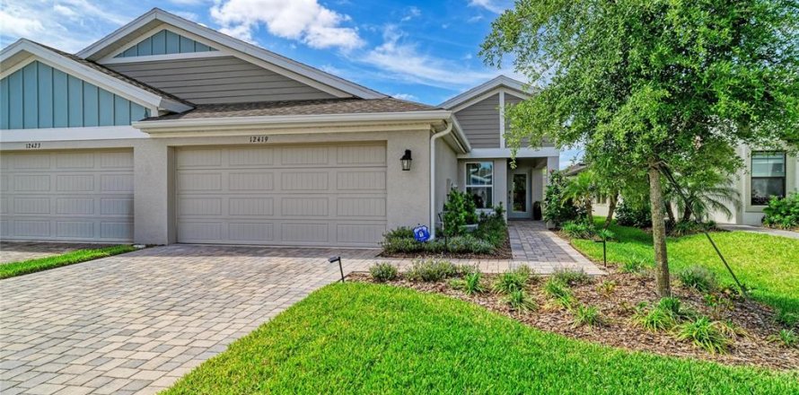 Villa ou maison à Parrish, Floride 3 chambres, 141.03 m2 № 2142638