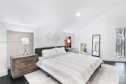 Купить виллу или дом в Норт-Бей-Виллидж, Флорида 4 спальни, 234.95м2, № 2043388 - фото 21