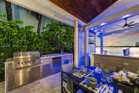 Купить виллу или дом в Норт-Бей-Виллидж, Флорида 4 спальни, 234.95м2, № 2043388 - фото 12