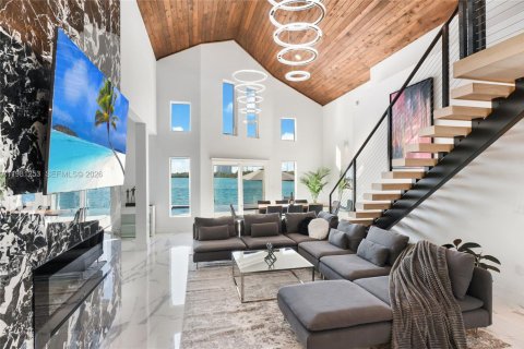 Купить виллу или дом в Норт-Бей-Виллидж, Флорида 4 спальни, 234.95м2, № 2043388 - фото 30