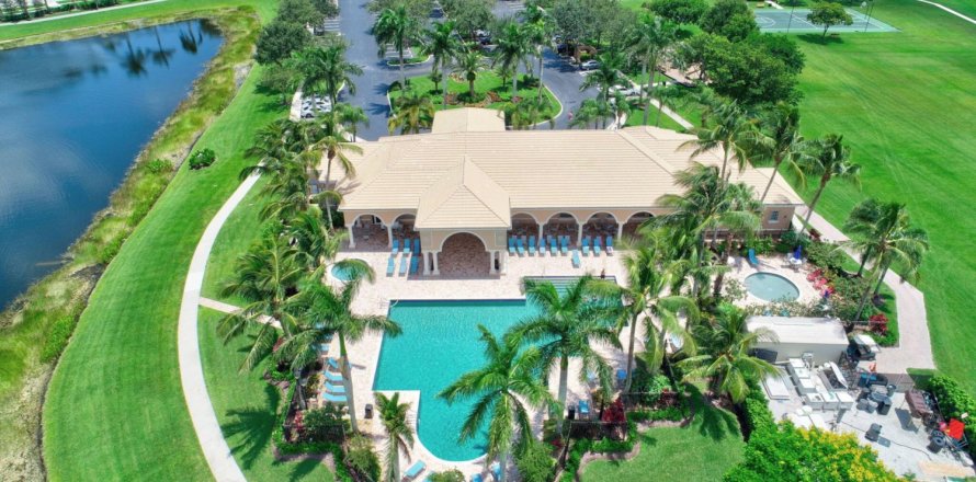 Villa ou maison à Wellington, Floride 5 chambres, 262.08 m2 № 1142620