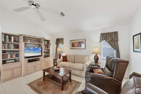 House in Venice, Florida 3 bedrooms, 190.54 sq.m. № 1869060 - photo 15