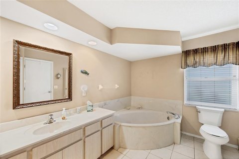 House in Venice, Florida 3 bedrooms, 190.54 sq.m. № 1869060 - photo 19