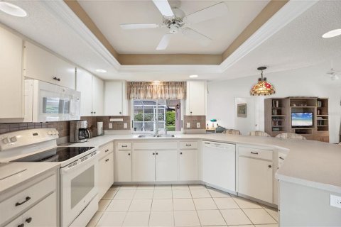 House in Venice, Florida 3 bedrooms, 190.54 sq.m. № 1869060 - photo 8
