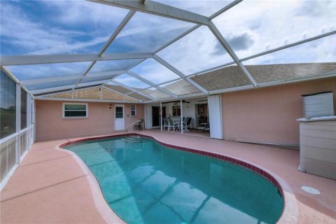 House in Venice, Florida 3 bedrooms, 190.54 sq.m. № 1869060 - photo 29