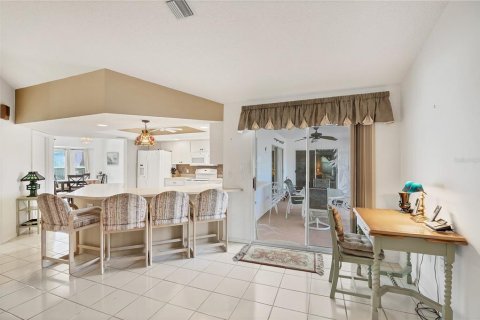 House in Venice, Florida 3 bedrooms, 190.54 sq.m. № 1869060 - photo 6