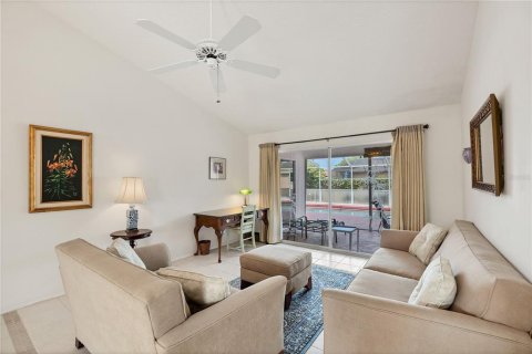 House in Venice, Florida 3 bedrooms, 190.54 sq.m. № 1869060 - photo 9
