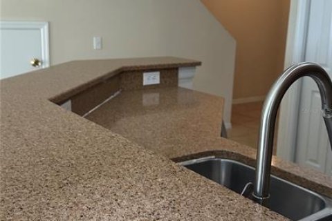 Condominio en alquiler en Tampa, Florida, 3 dormitorios, 130.99 m2 № 1903428 - foto 7
