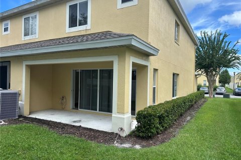Condominio en alquiler en Tampa, Florida, 3 dormitorios, 130.99 m2 № 1903428 - foto 25