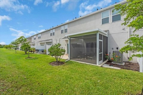 Townhouse in Sarasota, Florida 3 bedrooms, 127.55 sq.m. № 1836933 - photo 20