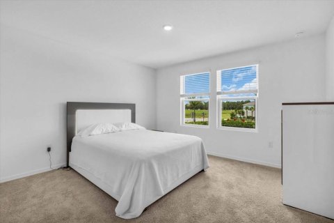 Townhouse in Sarasota, Florida 3 bedrooms, 127.55 sq.m. № 1836933 - photo 14