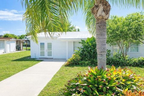 Villa ou maison à vendre à Vero Beach, Floride: 4 chambres, 224.17 m2 № 2146982 - photo 18