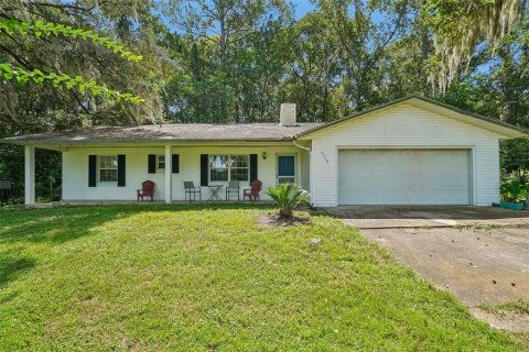 House in Reddick, Florida 3 bedrooms, 136.19 sq.m. № 2310060