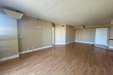 Condominio en venta en Aventura, Florida, 2 dormitorios, 109.72 m2 № 1616955 - foto 10