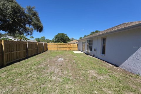 Villa ou maison à louer à Palm Harbor, Floride: 3 chambres, 97.55 m2 № 2422748 - photo 17
