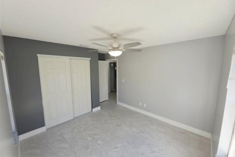Villa ou maison à louer à Palm Harbor, Floride: 3 chambres, 97.55 m2 № 2422748 - photo 14