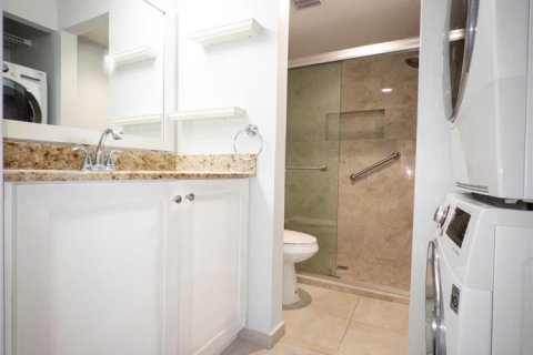 Купить кондоминиум в Санрайз, Флорида 3 комнаты, 79.9м2, № 2169042 - фото 17