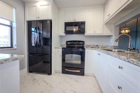 Купить кондоминиум в Санрайз, Флорида 3 комнаты, 79.9м2, № 2169042 - фото 7