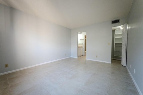 Купить кондоминиум в Санрайз, Флорида 3 комнаты, 79.9м2, № 2169042 - фото 14