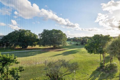 Copropriété à vendre à Pompano Beach, Floride: 3 chambres, 235.23 m2 № 2189693 - photo 19