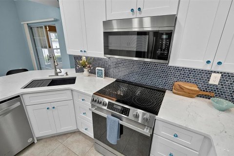 Adosado en venta en Palm Coast, Florida, 3 dormitorios, 174.19 m2 № 2149061 - foto 29