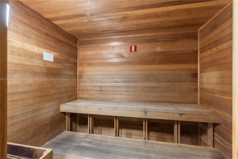 Copropriété à louer à Hallandale Beach, Floride: 2 chambres, 100.43 m2 № 1972958 - photo 29