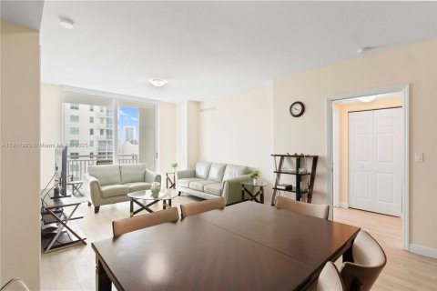 Copropriété à louer à Hallandale Beach, Floride: 2 chambres, 100.43 m2 № 1972958 - photo 14