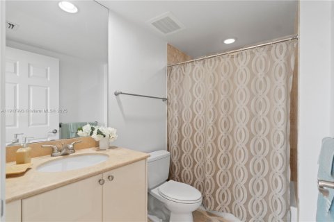 Copropriété à louer à Hallandale Beach, Floride: 2 chambres, 100.43 m2 № 1972958 - photo 22