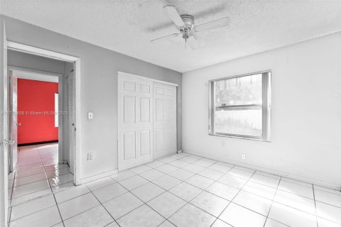 Casa en venta en Homestead, Florida, 3 dormitorios, 143.81 m2 № 1605692 - foto 14