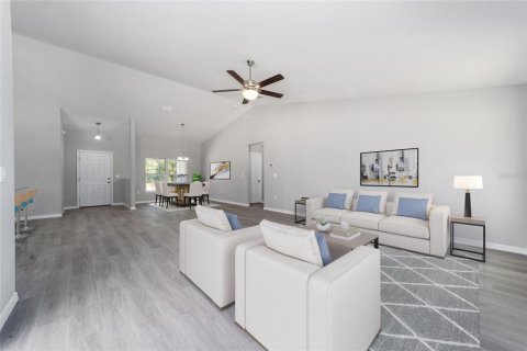 House in Dunnellon, Florida 4 bedrooms, 179.02 sq.m. № 1677666 - photo 7