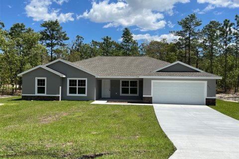 House in Dunnellon, Florida 4 bedrooms, 179.02 sq.m. № 1677666 - photo 1