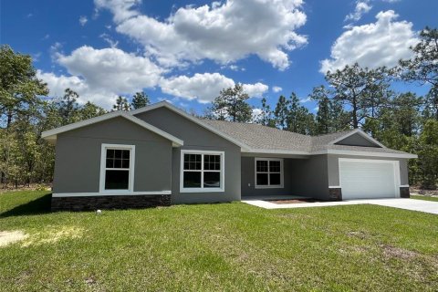 House in Dunnellon, Florida 4 bedrooms, 179.02 sq.m. № 1677666 - photo 3