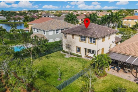 House in Parkland, Florida 4 bedrooms, 277.03 sq.m. № 1865695 - photo 2
