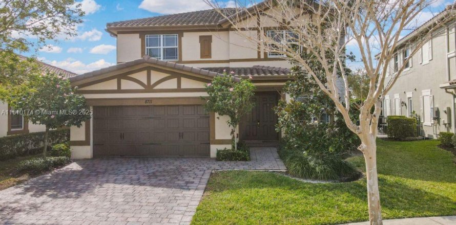 House in Parkland, Florida 4 bedrooms, 277.03 sq.m. № 1865695