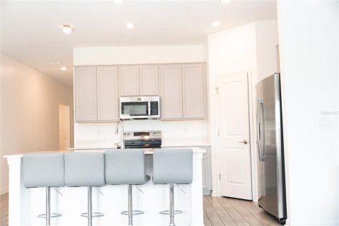 Casa en alquiler en Haines City, Florida, 3 dormitorios, 144.93 m2 № 1917114 - foto 24